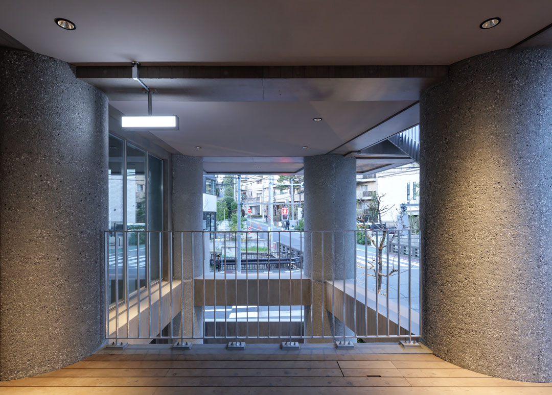 AXION Futakotamagawa 1F / 店舗
