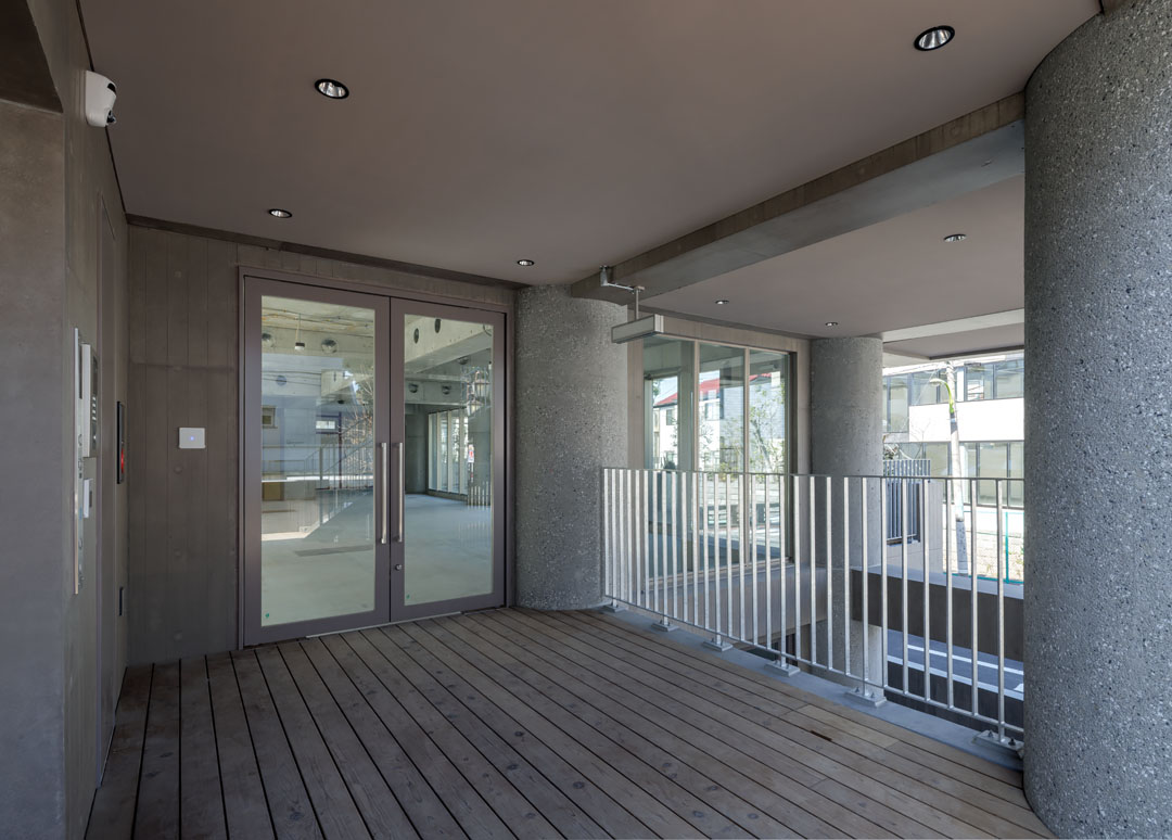 AXION Futakotamagawa 1F / 店舗