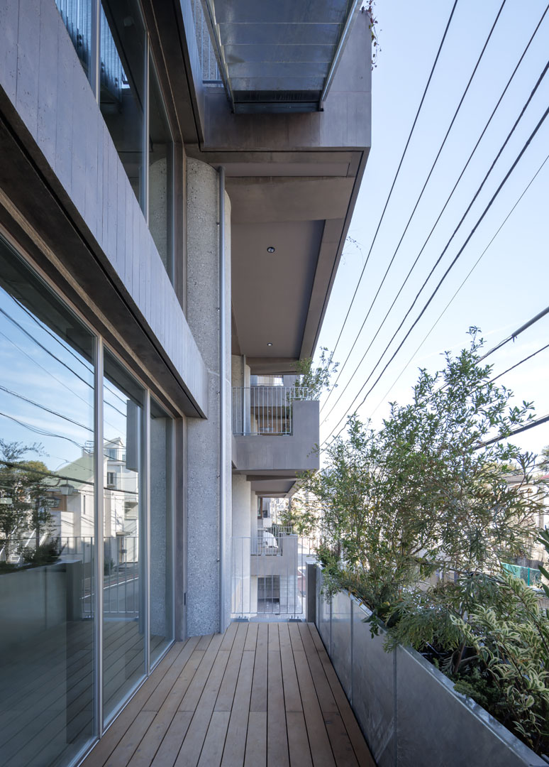 AXION Futakotamagawa 1F / 店舗
