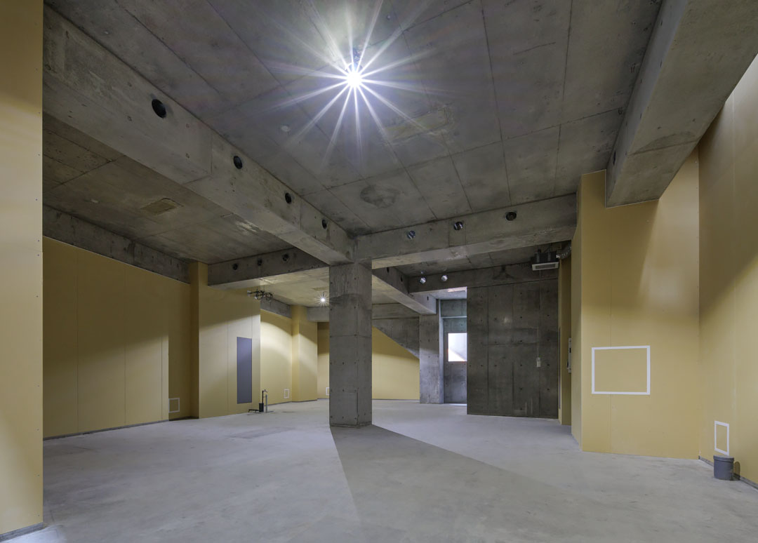 FUTAKOTAMAGAWA SEED B1F / 店舗